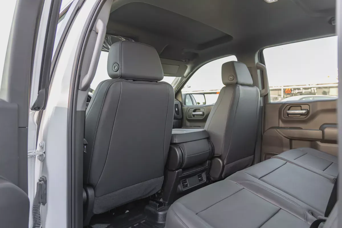 CHEVROLET SILVERADO | V8 | 5.3L | 4WD | GCC | 2025  (Export)-12-12