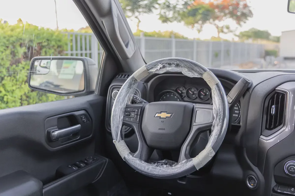 CHEVROLET SILVERADO | V8 | 5.3L | 4WD | GCC | 2025  (Export)-15-15