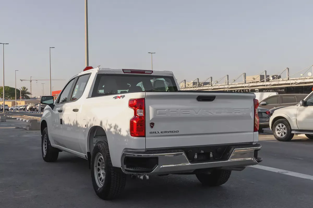 CHEVROLET SILVERADO | V8 | 5.3L | 4WD | GCC | 2025  (Export)-5-5