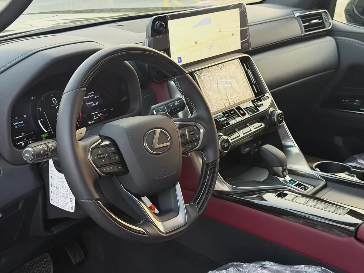 Lexus LX 700h Signature 2026 | Brand New | GCC Specs-6-6