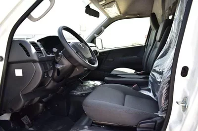 Toyota Hiace GL toyota hiace cargo MT petrol brand new 2025-8