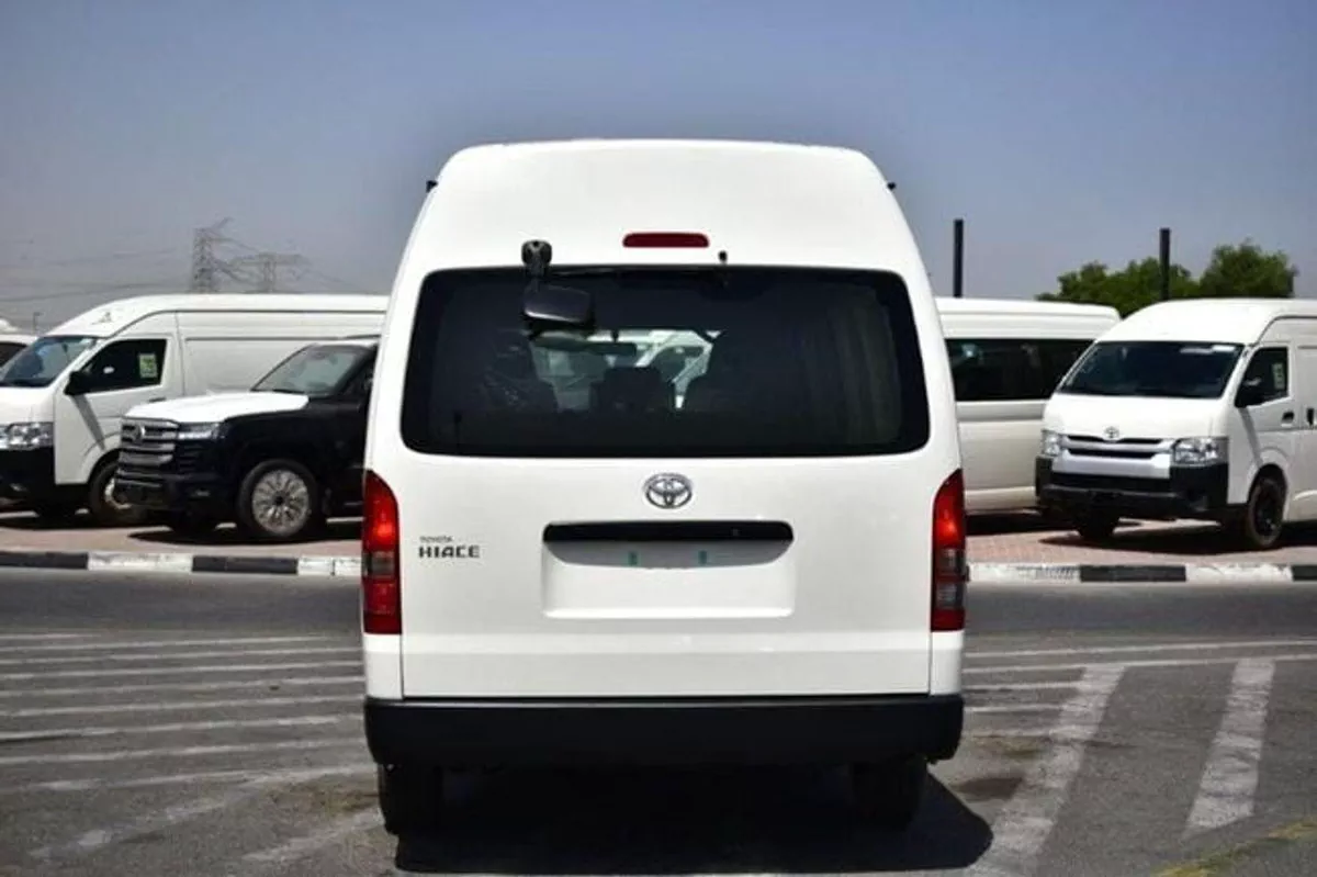 Toyota Hiace GL toyota hiace cargo MT petrol brand new 2025-2-0