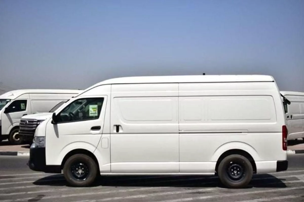 Toyota Hiace GL toyota hiace cargo MT petrol brand new 2025-3-0