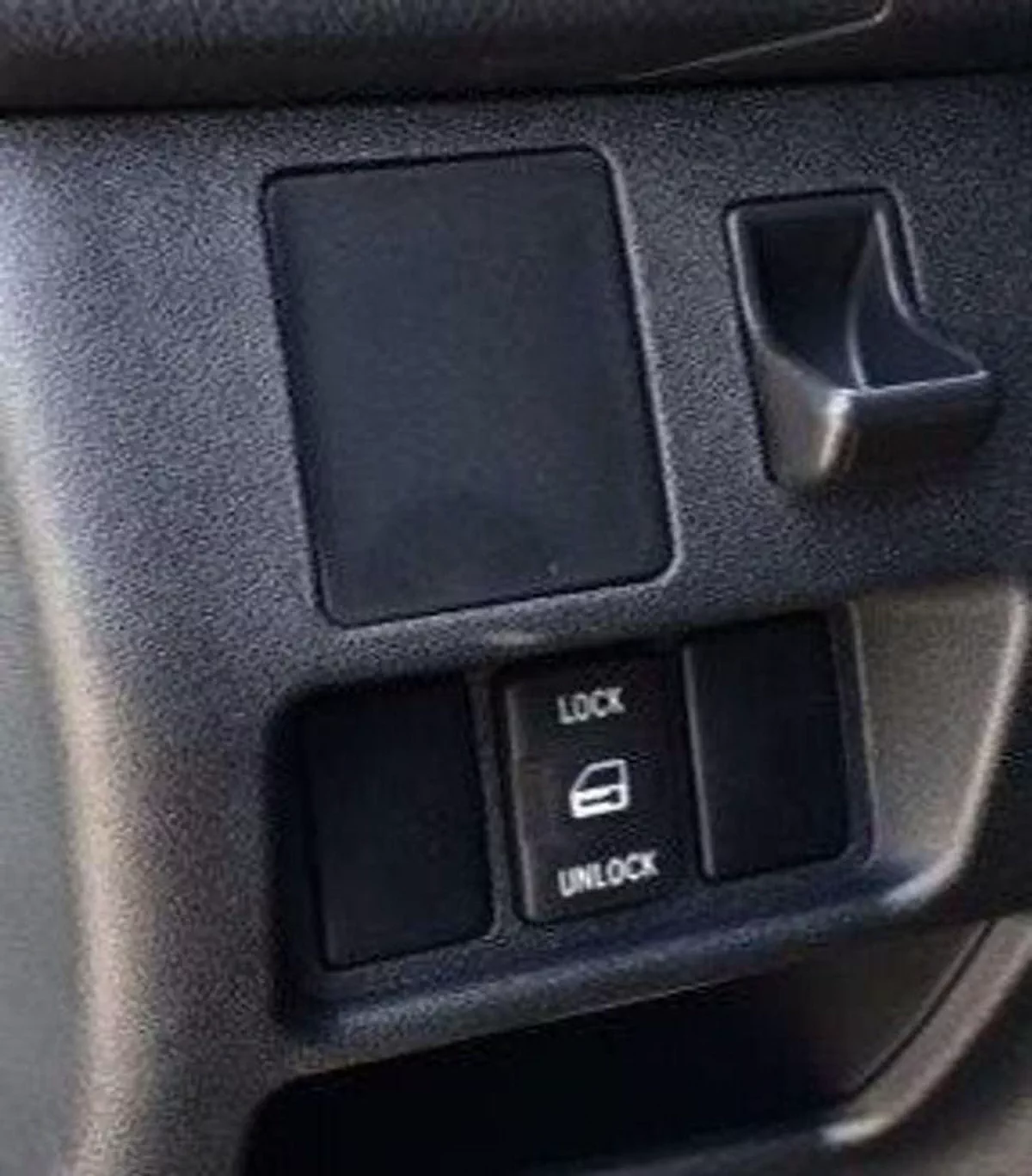 Toyota Hiace GL toyota hiace cargo MT petrol brand new 2025-6-0