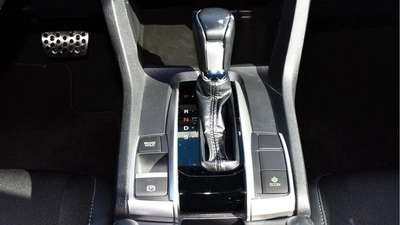 Honda Civic EX 2.0L-9