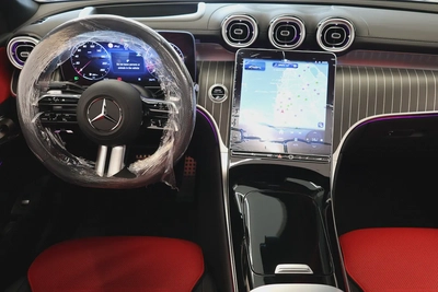 GLC200 COUPE 4MATIC - BRAND NEW - 5YRS UNDER WARRANTY - GCC SPECS - AVAIL COLOR ( WHITE, BLACK,-12