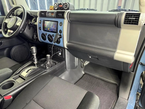 Toyota FJ Cruiser 2020 | GCC | One year unlimited kms Warranty | Low Mileage