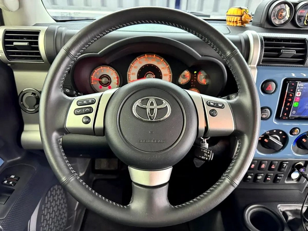 Toyota FJ Cruiser 2020 | GCC | One year unlimited kms Warranty | Low Mileage