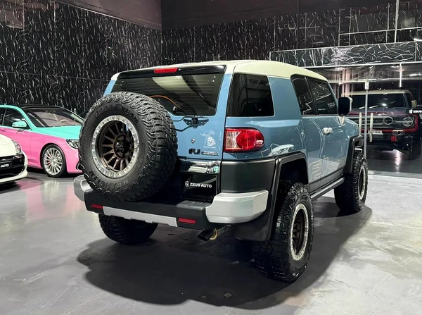 Toyota FJ Cruiser 2020 | GCC | One year unlimited kms Warranty | Low Mileage