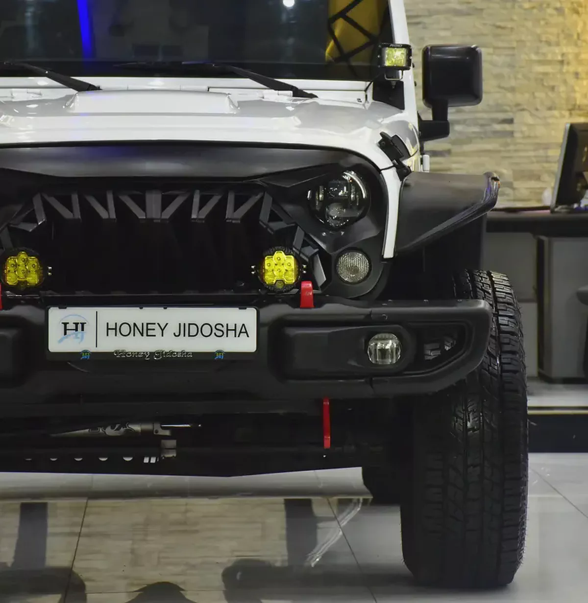 EXCELLENT DEAL for our Jeep Wrangler Sport ( 2017 Model ) in White Color GCC Specs-3-3