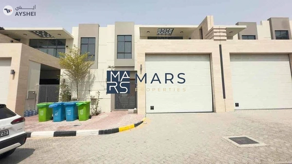 Stunning 4-Bedrooms, 5-Bathrooms Home in Tilal City