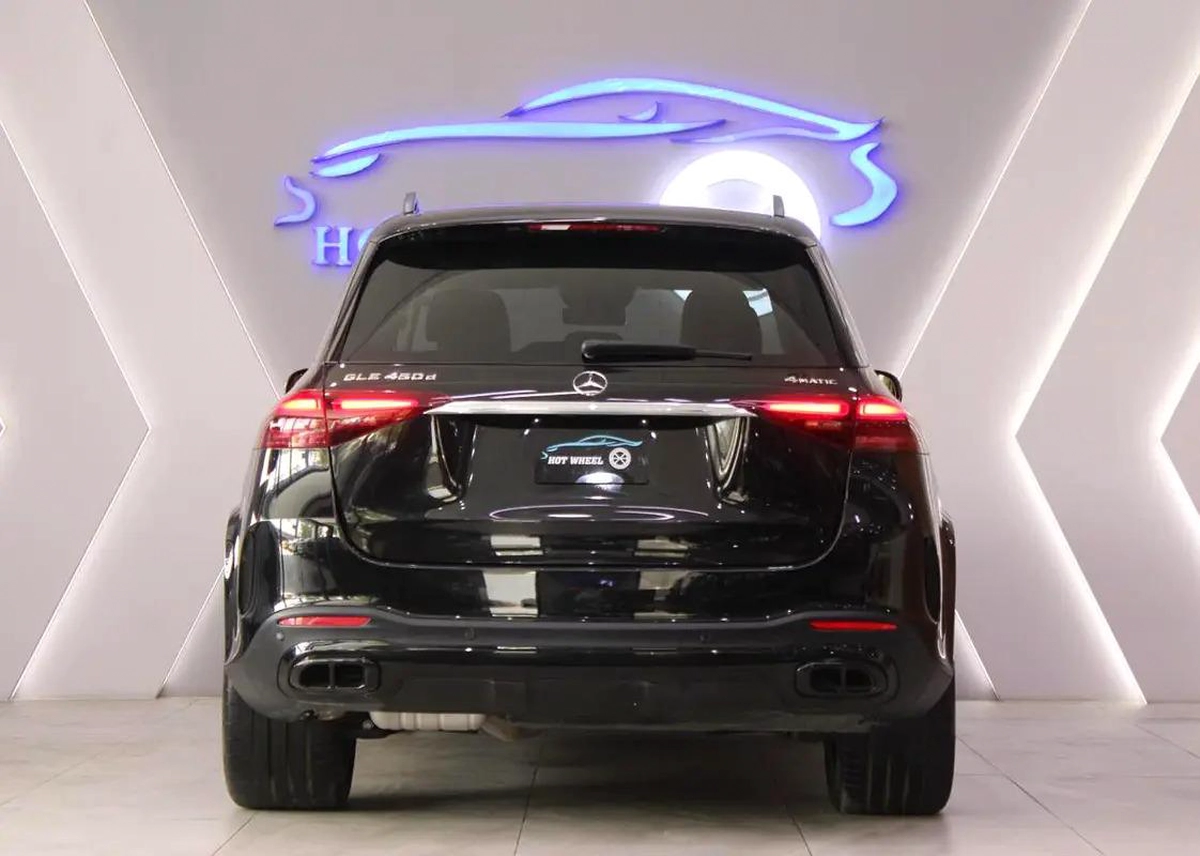 2024 - Mercedes-Benz GLE 450d - Diesel for 275,000.00 AED-6-6