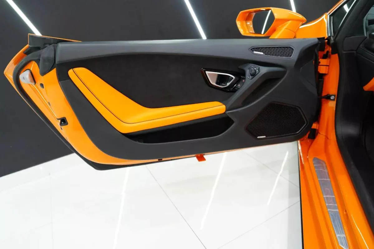 Lamborghini Huracan EVO Spyder-10-10