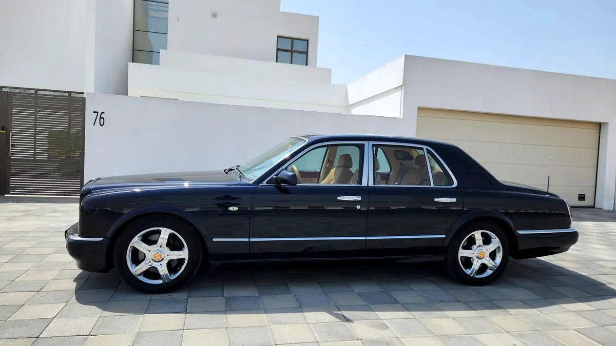 2001-Bentley Arnage - Full option -Excellent Condition-1-1