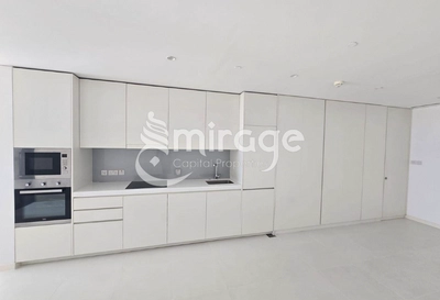 Big Balcony | Modern 1BR | Premium Location-2