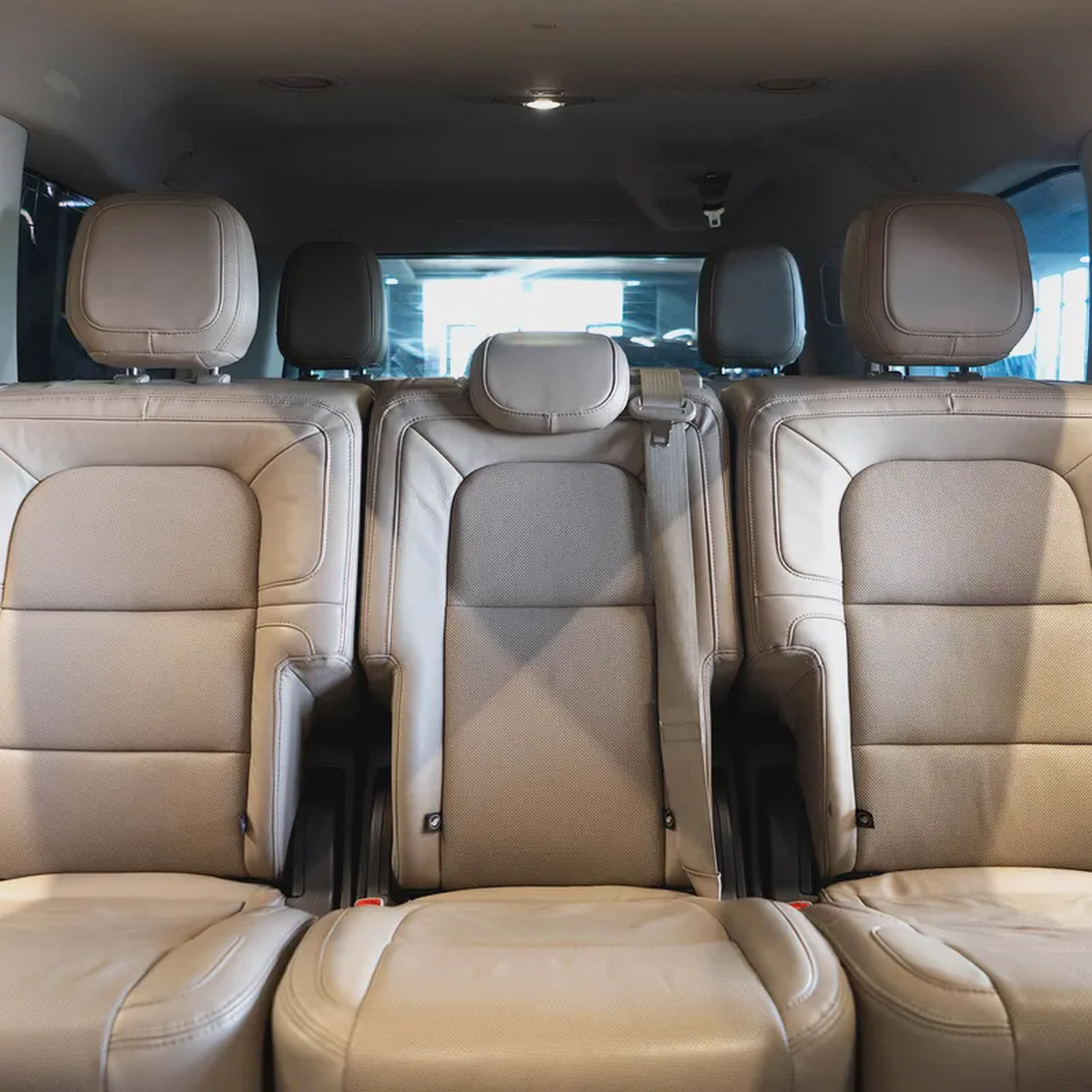 AED 3,065 P.M • 0% Downpayment • Navigator Reserve • 1 year warranty-15-15