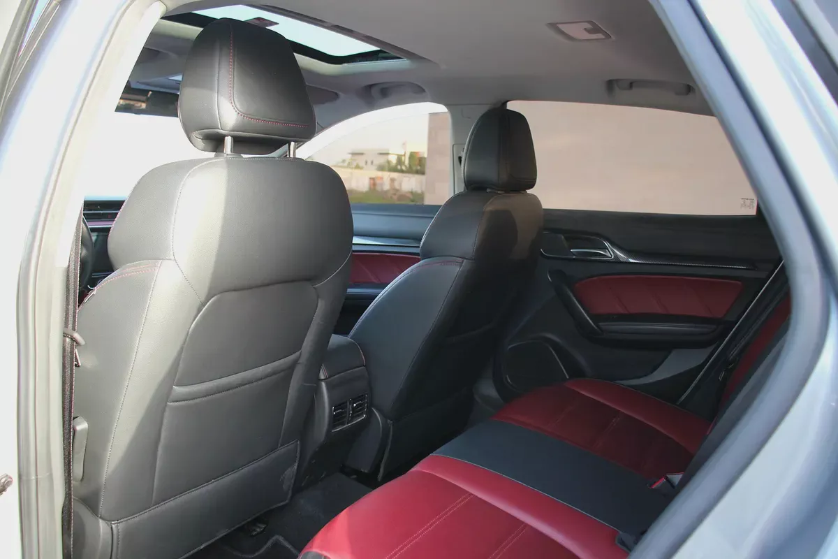 FREE OFFERS 2023 MG 6, 2.0T GCC! Sunroof, Leather! EMI (566x60) Bank loan we arrange!-4-4