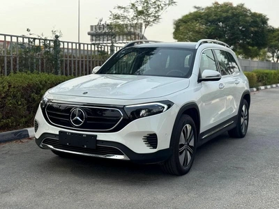 Mercedes-Benz EQB-0