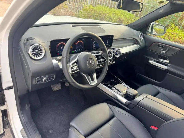 Mercedes-Benz EQB