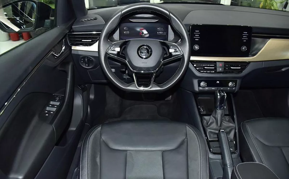 Skoda Kamiq ( 2023 Model ) in Black Color GCC Specs-12-12