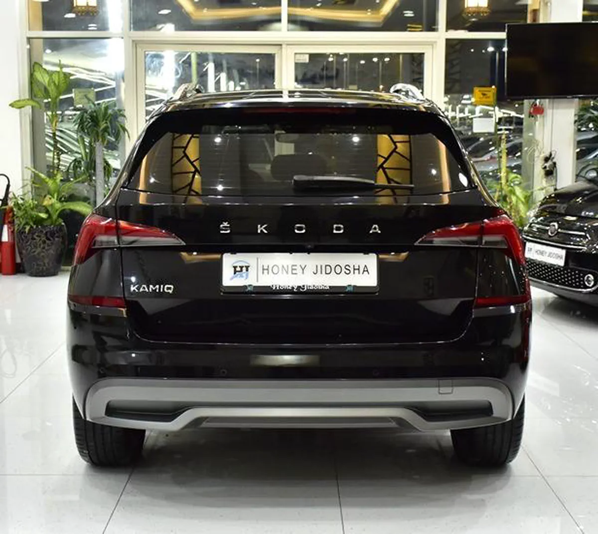 Skoda Kamiq ( 2023 Model ) in Black Color GCC Specs-5-5