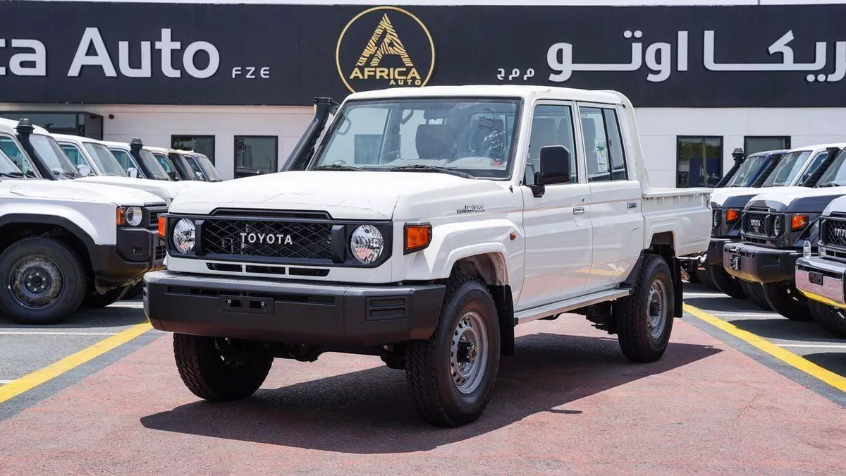 Toyota Land Cruiser Pickup 70 lc79 LC 79 DC 2.8 DIESEL AT 2026-2-0