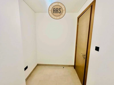 Fully furnished 1bedroom •• with maid room •• burj khalifa view •• hot offer-7