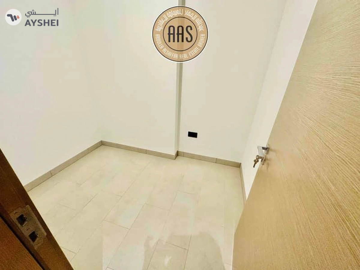 Fully furnished 1bedroom •• with maid room •• burj khalifa view •• hot offer-5-5
