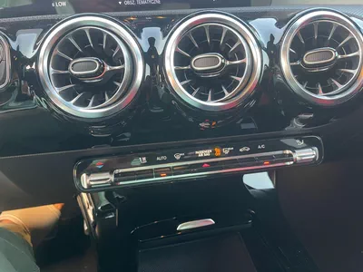 2023 Mercedes-Benz CLA 200 White-3