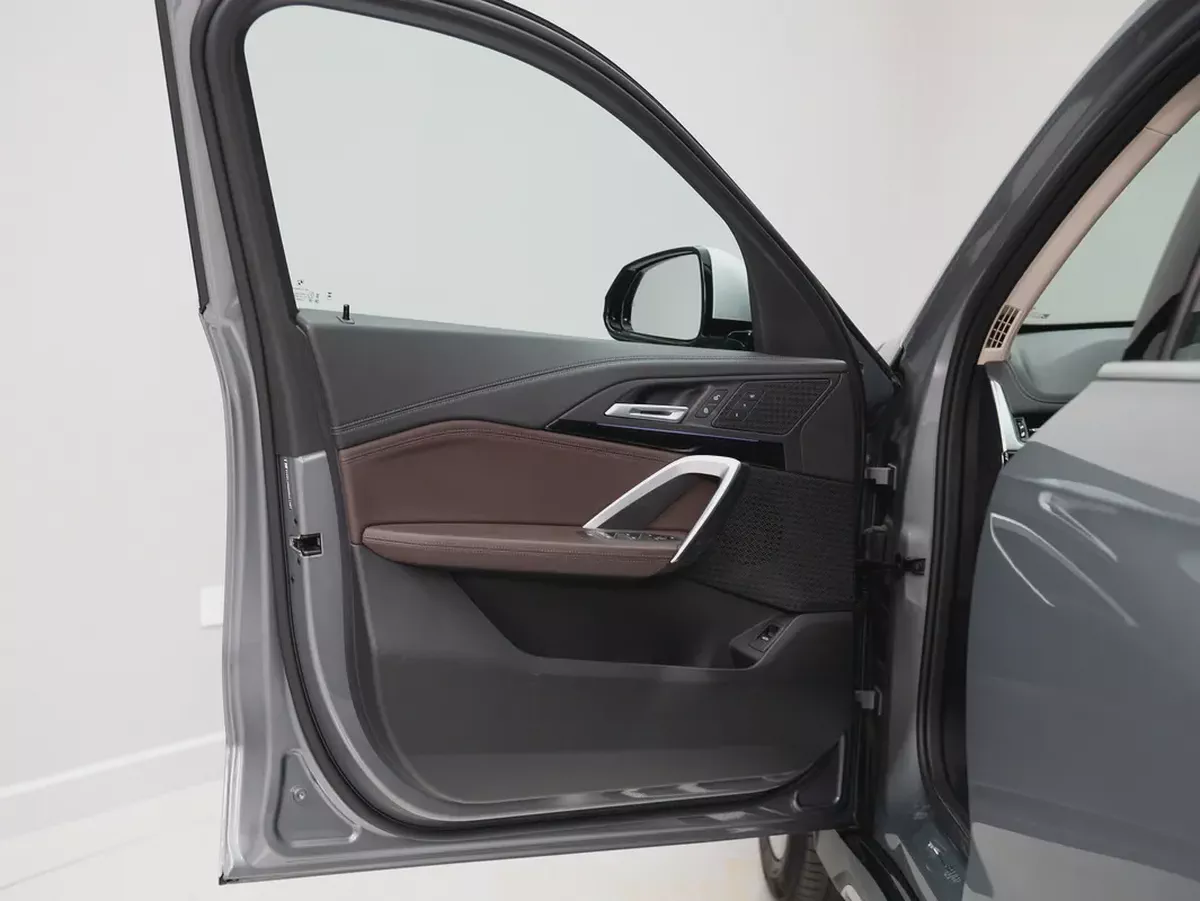 2024 BMW X1 | LOW MILEAGE | Perfect condition-12-12