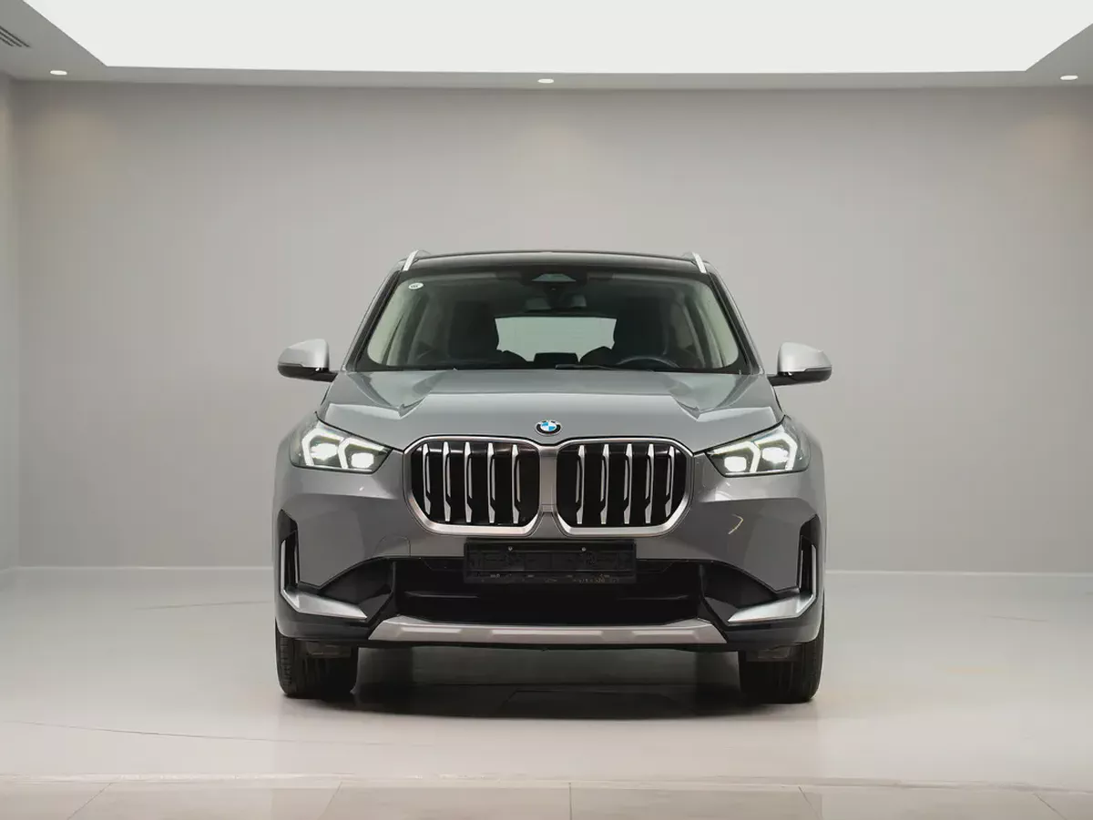 2024 BMW X1 | LOW MILEAGE | Perfect condition-4-4