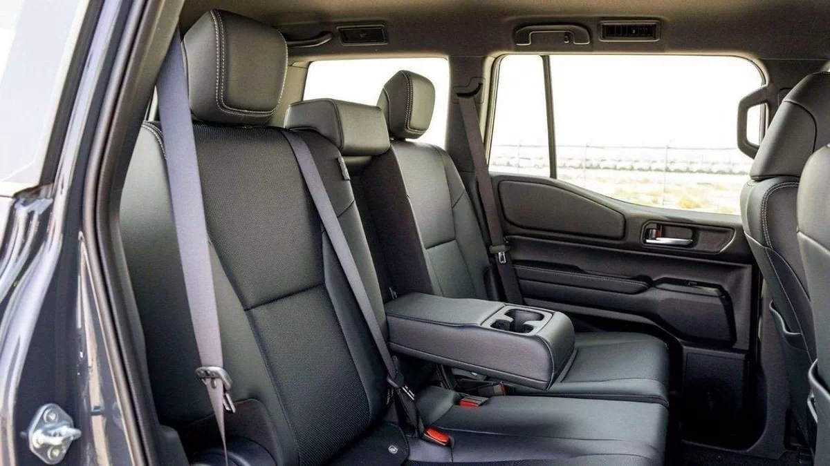 Toyota Prado GXR 250 TXL 2.7P AT LIMITED – GREY-9-0