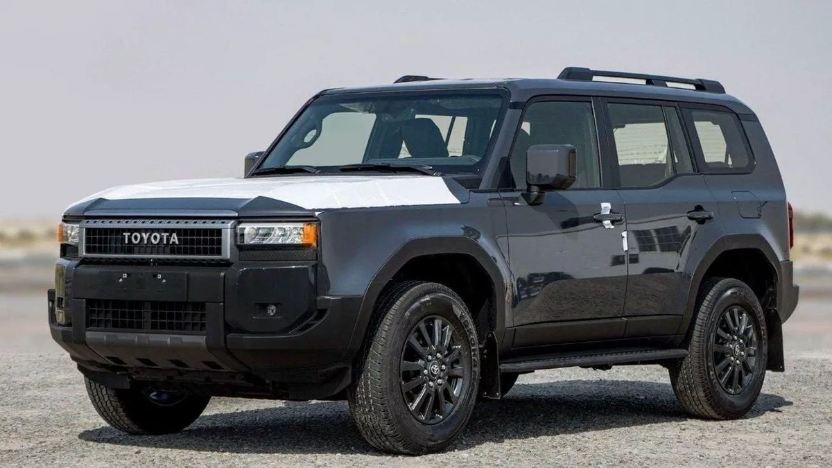 Toyota Prado GXR 250 TXL 2.7P AT LIMITED – GREY-2-0