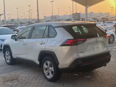 Toyota RAV4 2021 Basic | GCC Specs | Well Maintained-9
