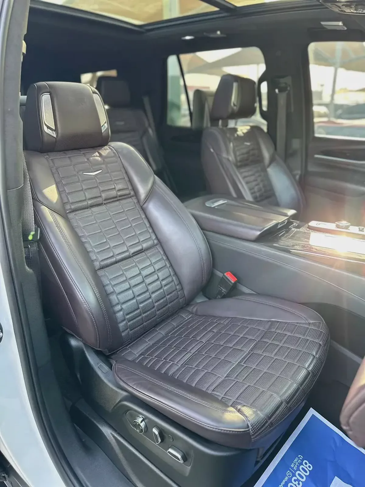 2022 Cadillac Escalade Platinum | GCC Specs full optiono original paint Under warranty Mileage-9-9