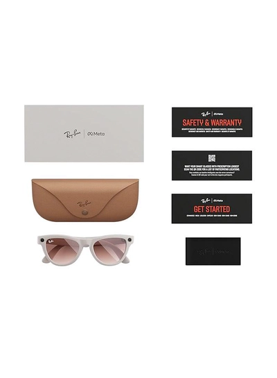 Meta RAY-BAN | META SKYLER Shiny Chalky Grey Frame Clear to Sapphire Transition Lenses grey-1
