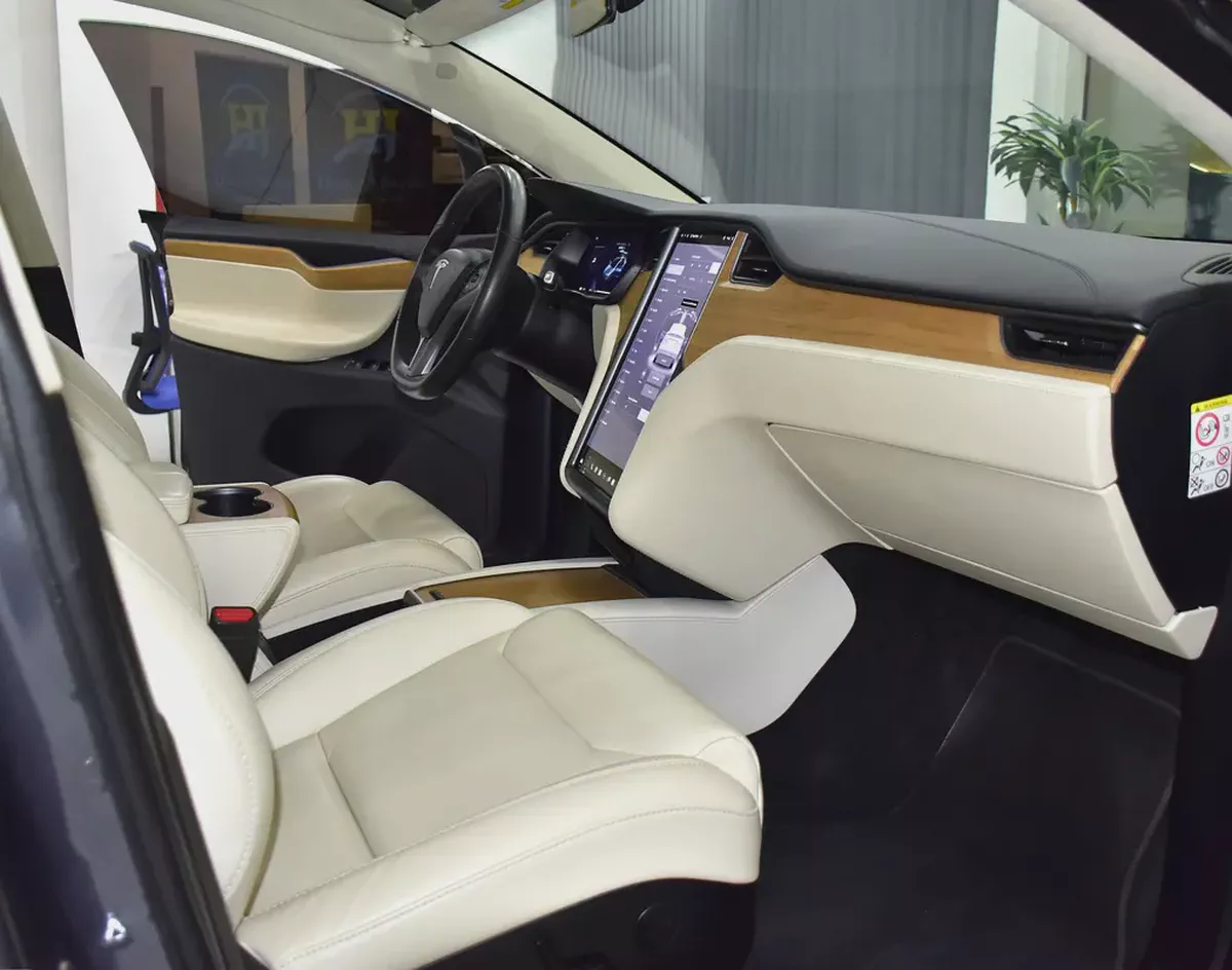 AED 2,360 EMi at 0% DP | Tesla Model X 100D - Long Range ( 2019 Model ) in Grey Color GCC Specs-11-11