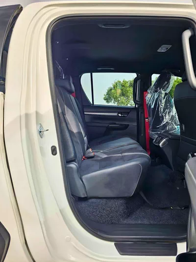 Toyota Hilux GR SPORT DOUBLE CABIN / 2.8L DIESEL V4 / RADAR / 360*CAMERA/DRIVER PWR SEAT WITH LATHER (CODE# HGRD)-10