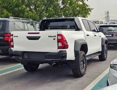 Toyota Hilux GR SPORT DOUBLE CABIN / 2.8L DIESEL V4 / RADAR / 360*CAMERA/DRIVER PWR SEAT WITH LATHER (CODE# HGRD)-4
