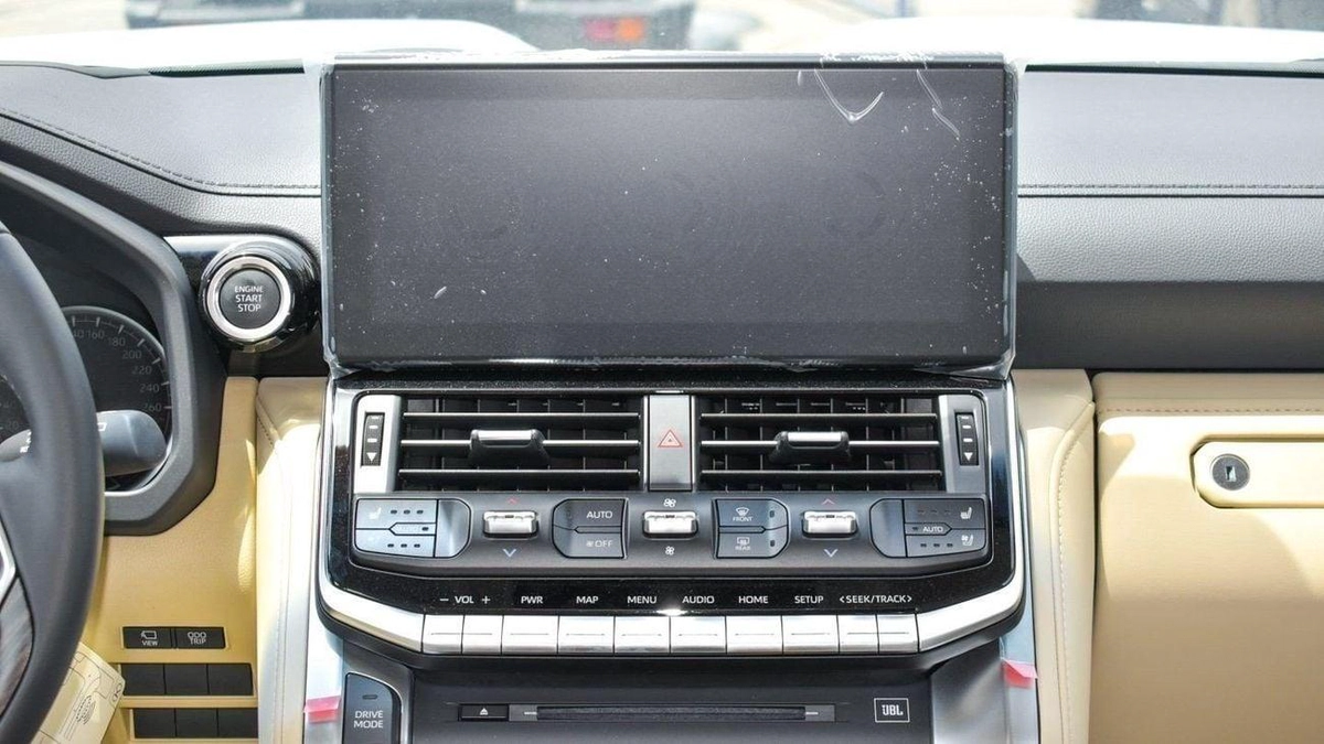 Toyota Land Cruiser Toyota Land Cruiser LC300 VXR 3.5L Petrol twin turbo full option 2024-6-6