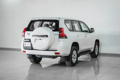 1 YR WARRANTY | GCC | 4.0L | AED 2250 PM-3