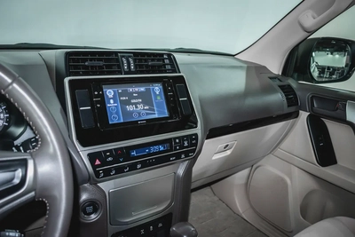 1 YR WARRANTY | GCC | 4.0L | AED 2250 PM-11