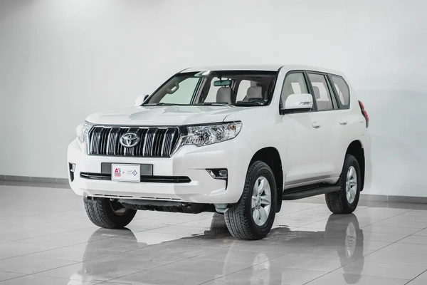 1 YR WARRANTY | GCC | 4.0L | AED 2250 PM