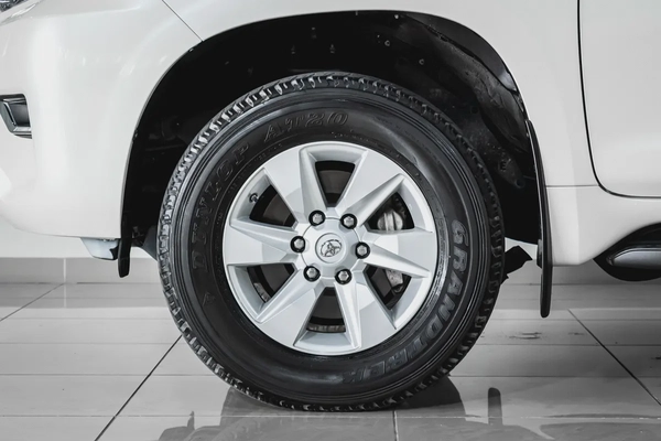 1 YR WARRANTY | GCC | 4.0L | AED 2250 PM