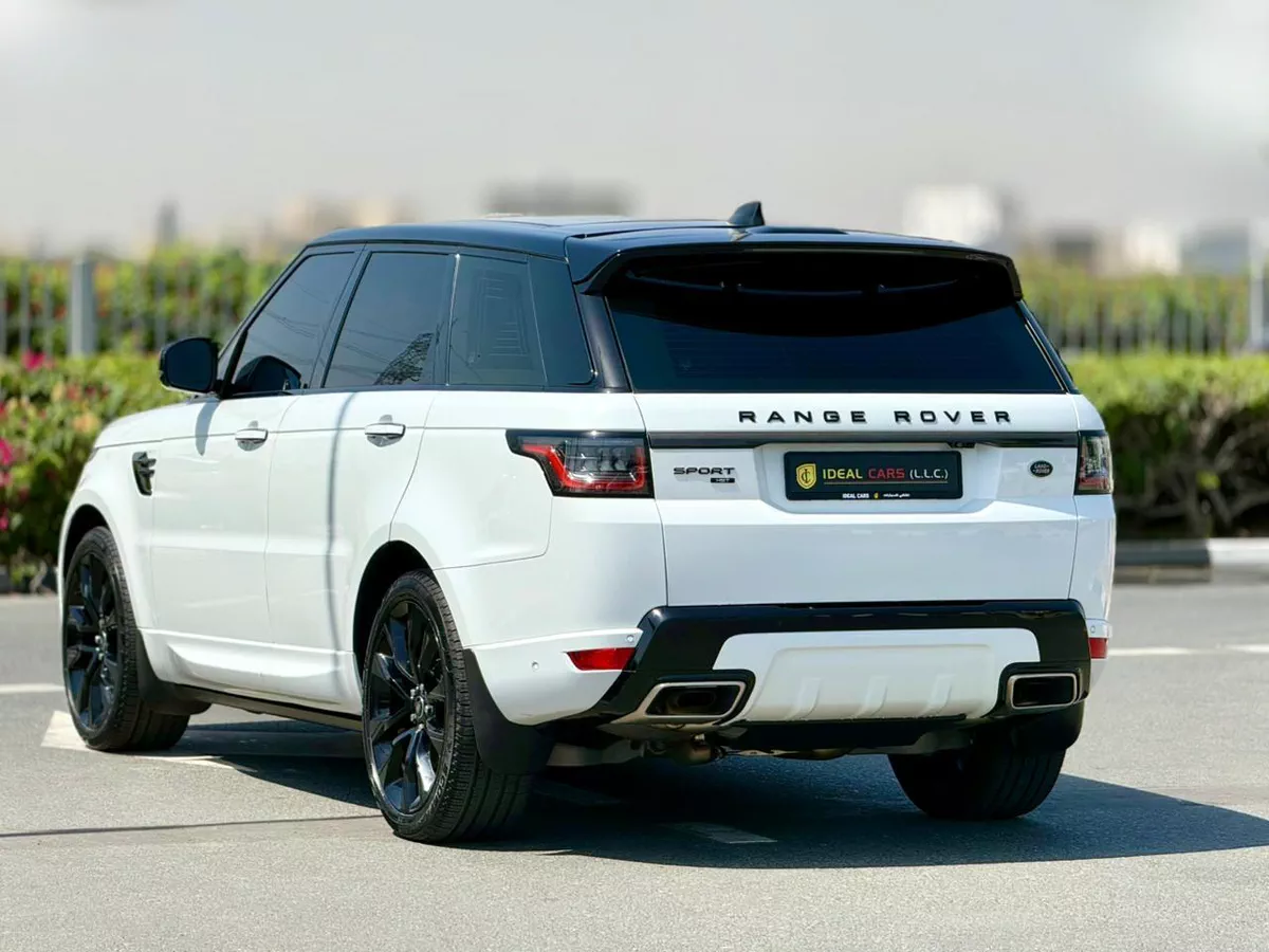 RANGE ROVER SPORT HST l GCC SPECS l FULL-SERVICE HISTORY l UNDER WARRANTY-9-9