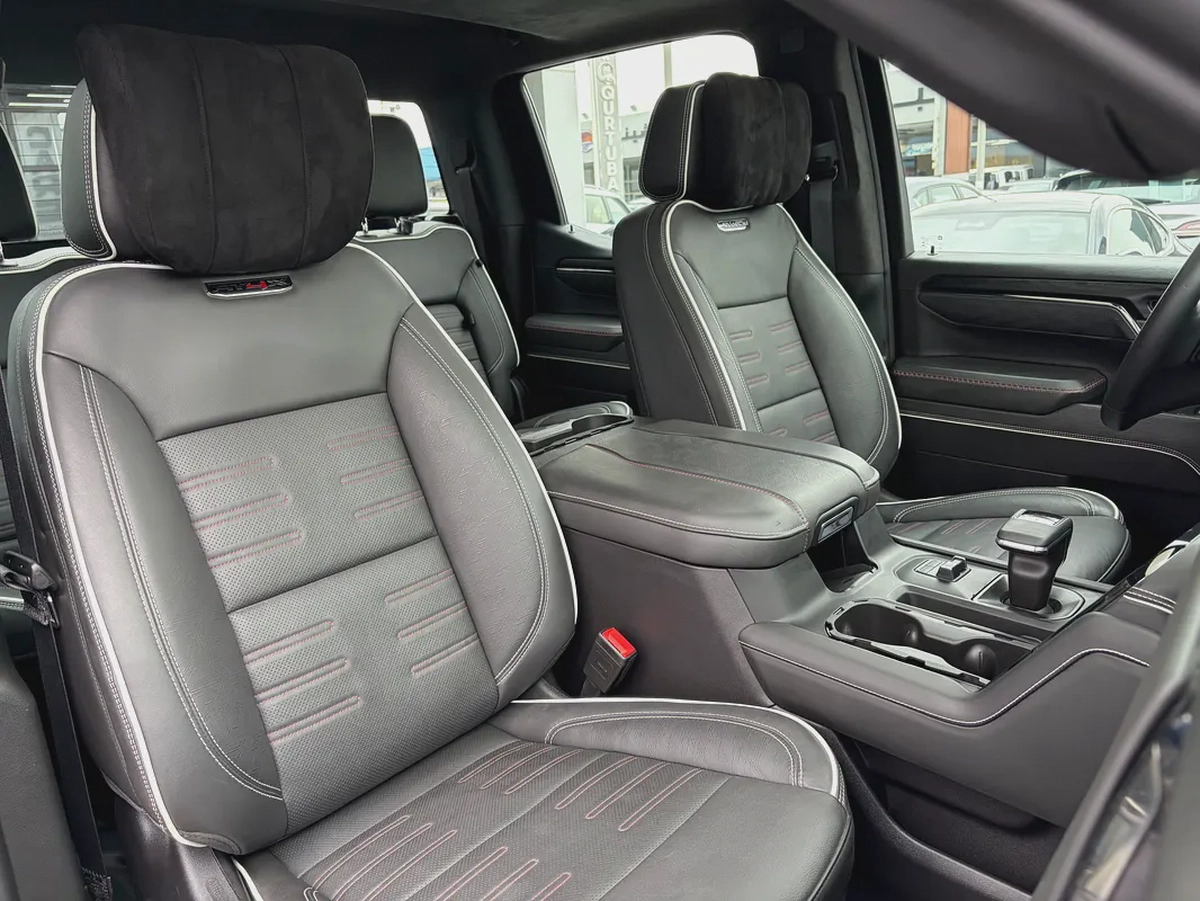 2024 GMC Sierra 1500 AT4X - GCC Specs - Brand New