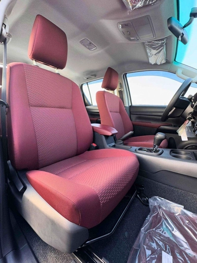 Toyota Hilux BASIC DOUBLE CABIN / 2.4L DIESEL A/T / CHROME HANDLE & REAL CHROME BUMPER (CODE # HD)-10