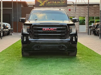 GMC Sierra Elevation 2022 خليجي | X31 off road | محرك 5.3L V8 - Excellent Condition-0