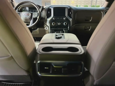 GMC Sierra Elevation 2022 خليجي | X31 off road | محرك 5.3L V8 - Excellent Condition-10