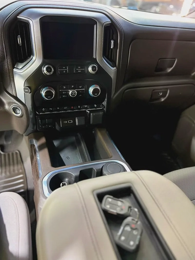 GMC Sierra Elevation 2022 خليجي | X31 off road | محرك 5.3L V8 - Excellent Condition-7